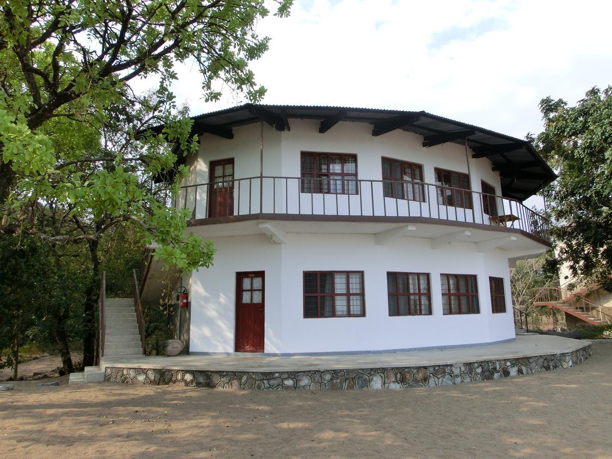 Matema Lake Shore Resort 외부 사진